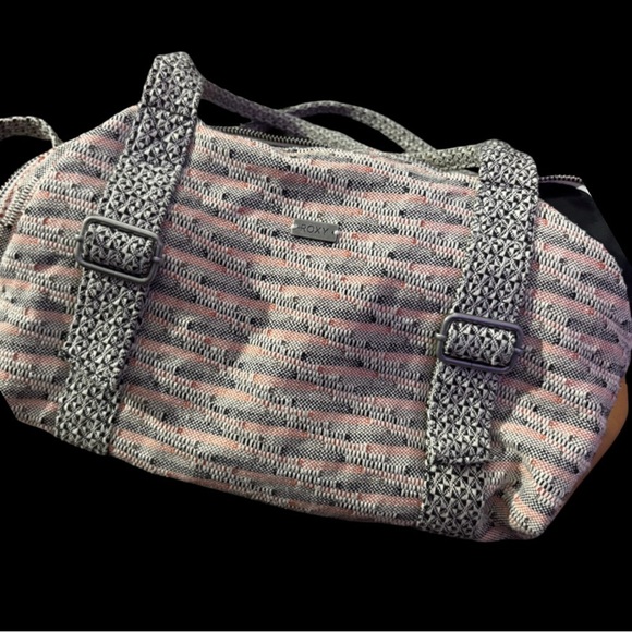 Roxy Pink and Gray Woven Shoulder Bag - Picture 1 of 5